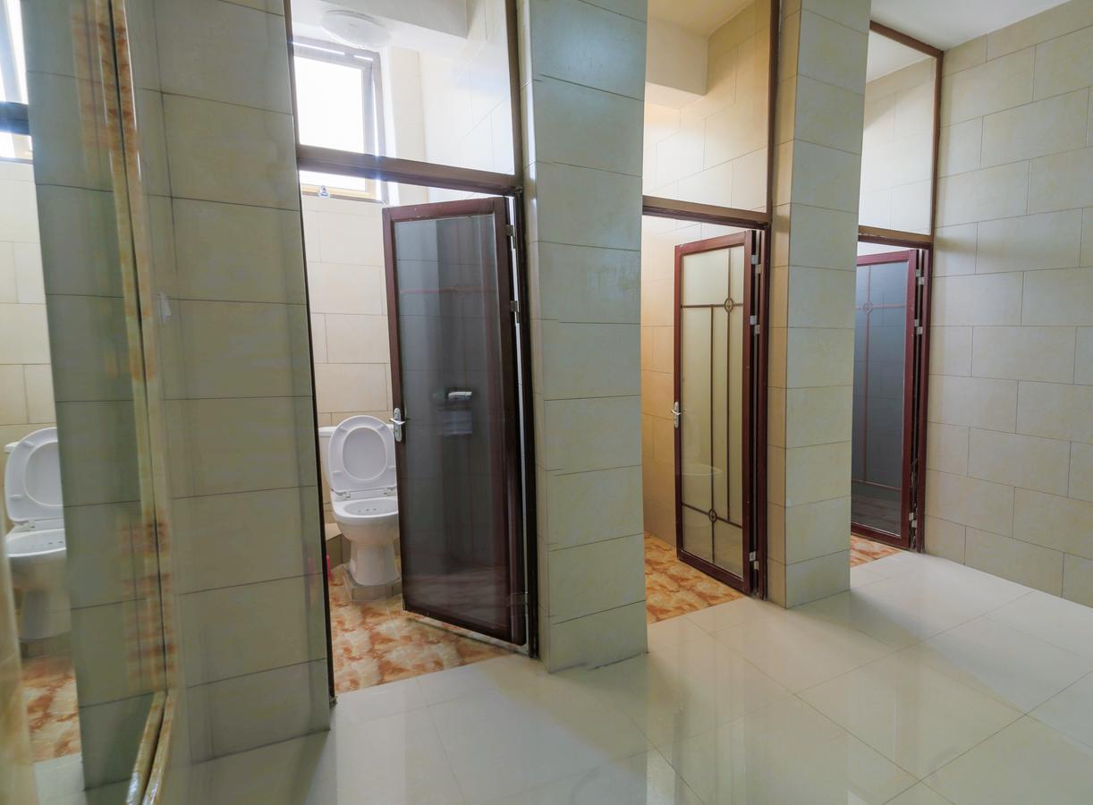 Tigers'S Apartment Hotel Бужумбура Экстерьер фото